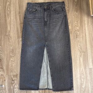 Levi's Women's Black Denim Skirt